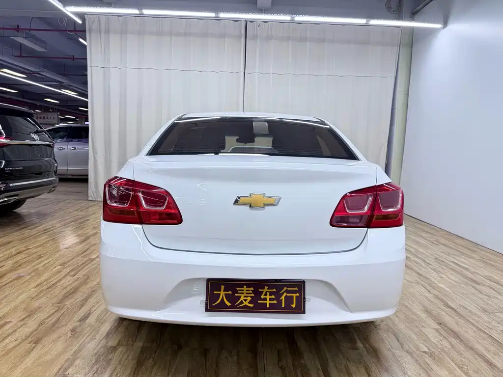 Cruze 1.5 L Classic SL MT
