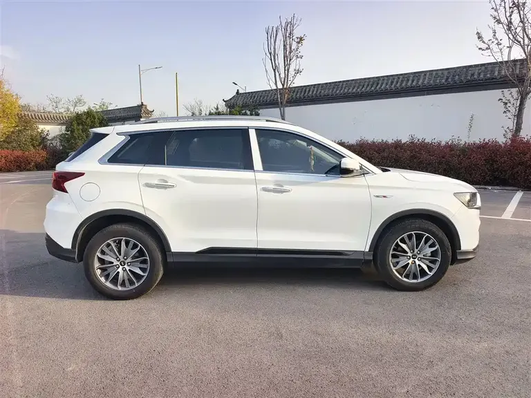 SWM G01 1.5 T Auto Smart UP
