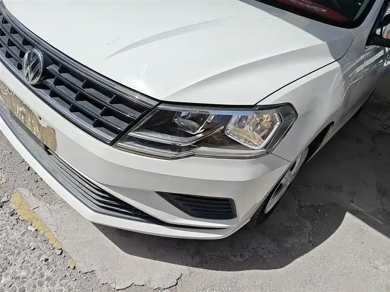 Volkswagen Jetta 1.4 L Manual Fashion