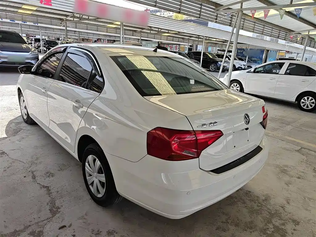 Jetta 1.4 L Manual Fashion