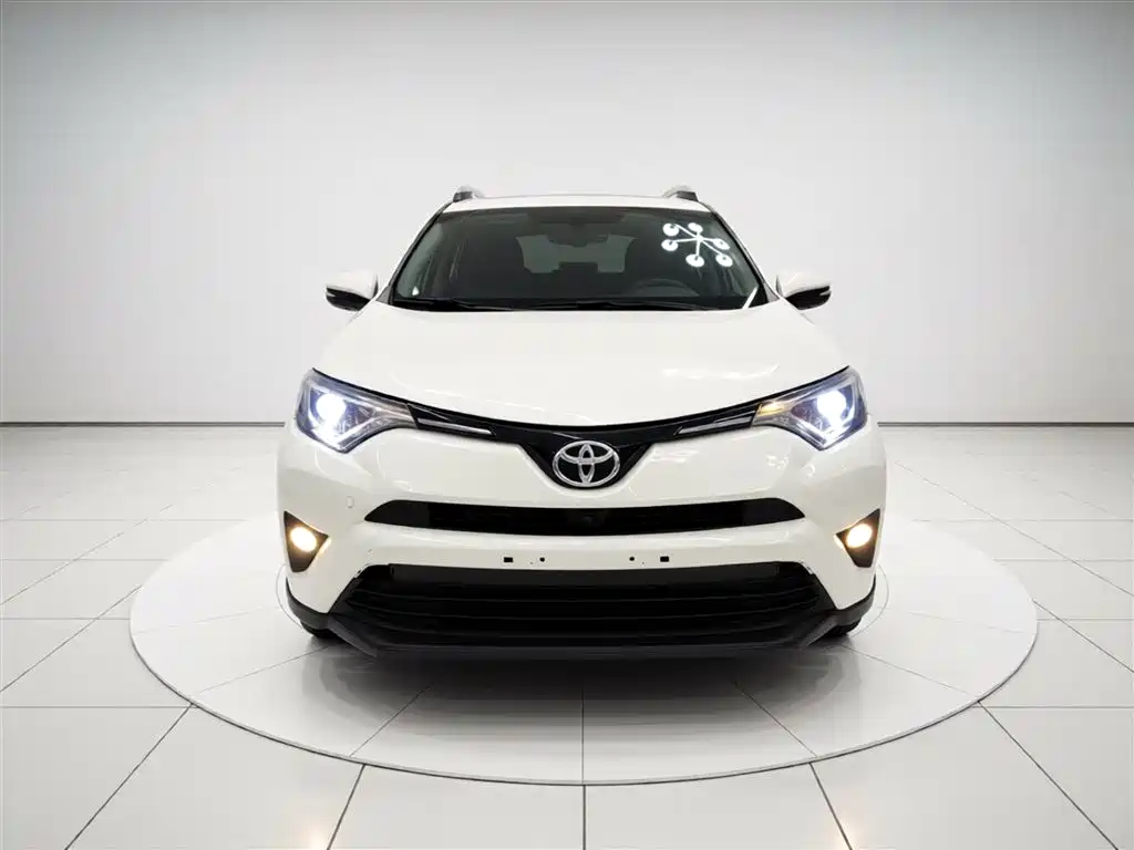 RAV4 2.0 L CVT 2 WD Style CN-V