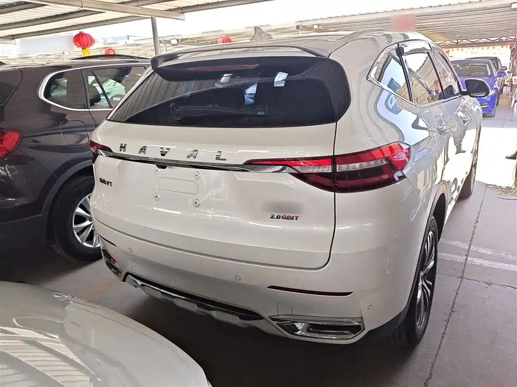 Haval F7 2.0 T 2 WD i
