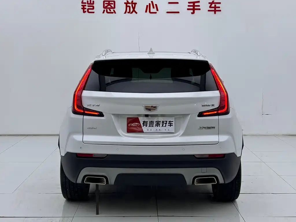 Cadillac XT4 凯迪拉克XT4 2021款 28 T 四驱铂金版