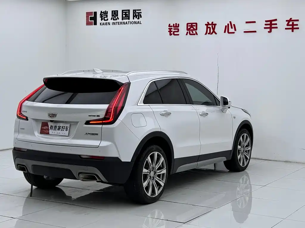 Cadillac XT4 凯迪拉克XT4 2021款 28 T 四驱铂金版