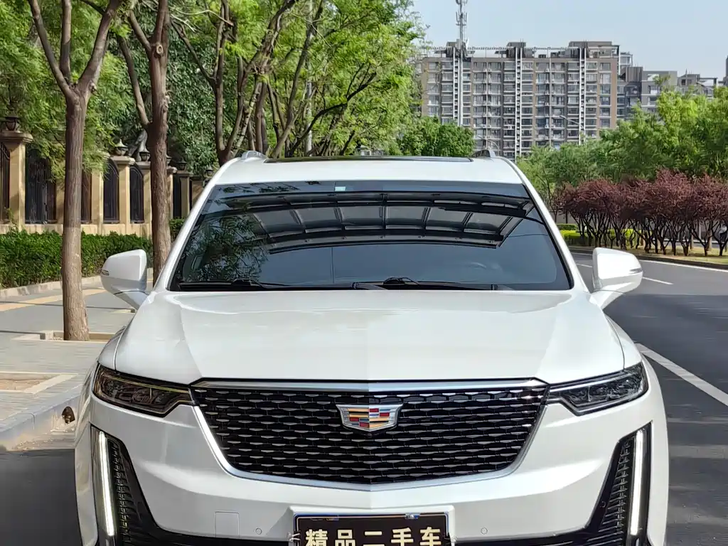 Cadillac XT6 2.0 T 7-seat 4 WD Luxury