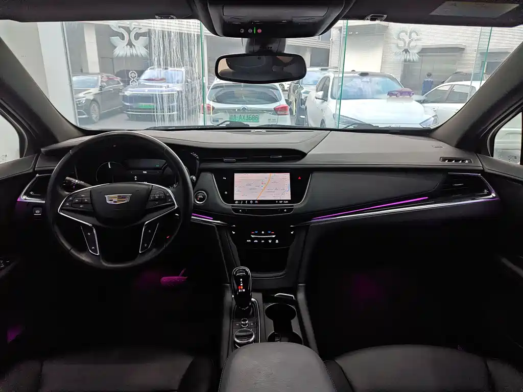 Cadillac XT5 2.0 T 2 WD Luxury