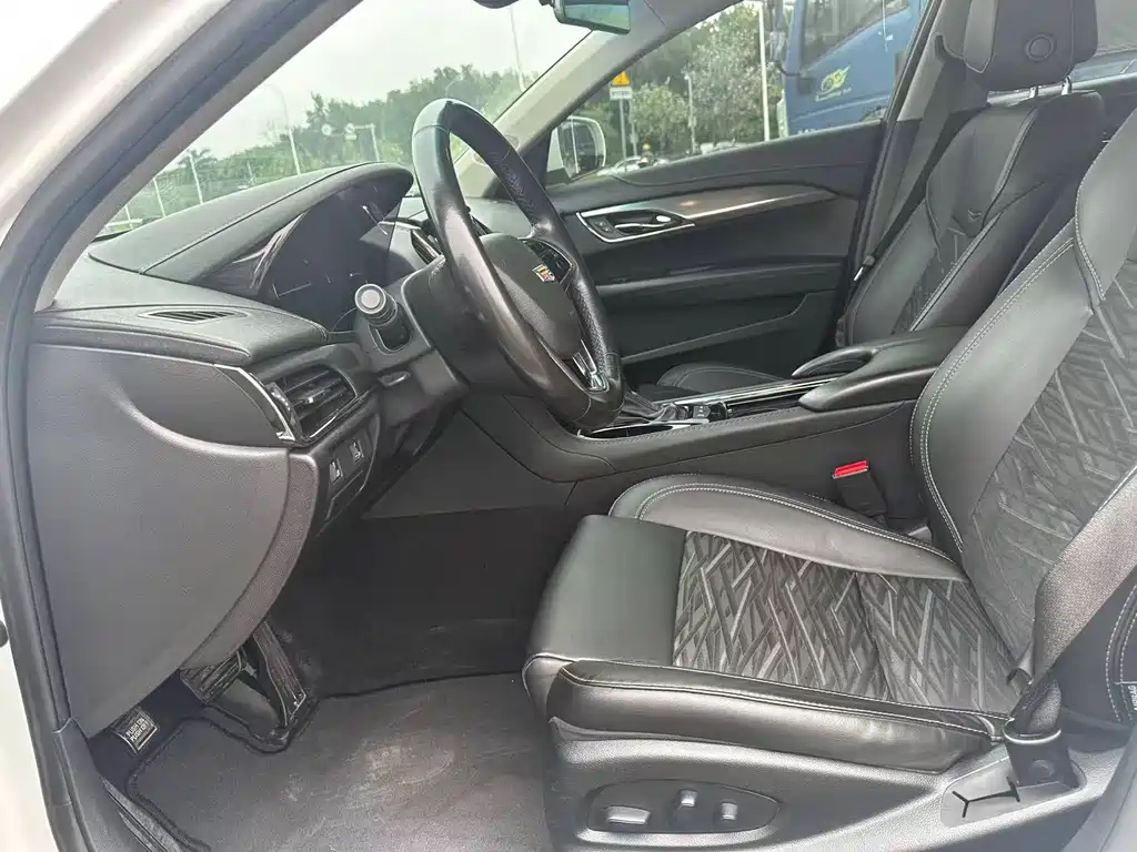 Cadillac ATS-L 28 T Tech
