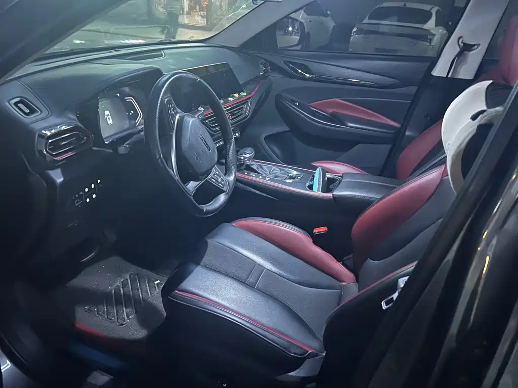 Changan Oshan X5 1.5 T DCT Distinguished