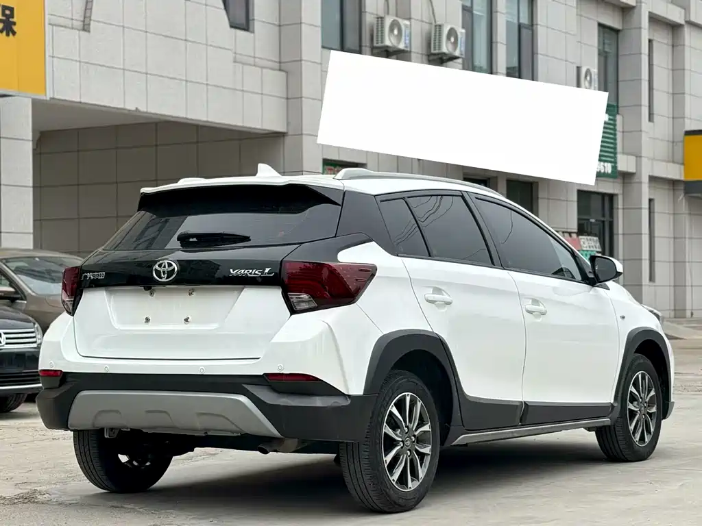 YARiS L Zhixuan Zhixuan X 1.5 L CVT Luxury PLUS