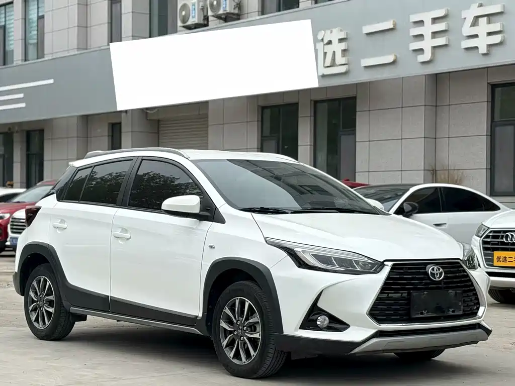YARiS L Zhixuan Zhixuan X 1.5 L CVT Luxury PLUS