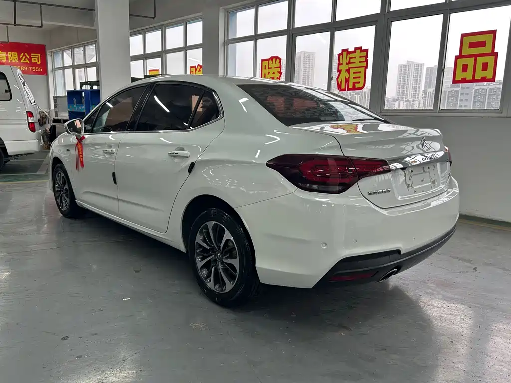 Citroen C4 L 1.2 T Auto Elite