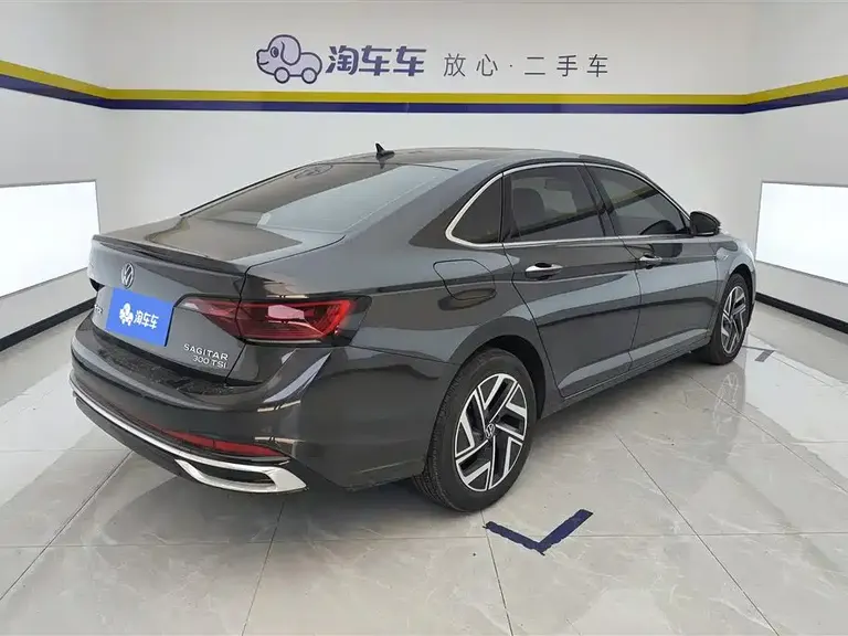 Volkswagen Sagitar 300 TSI DSG Transcend