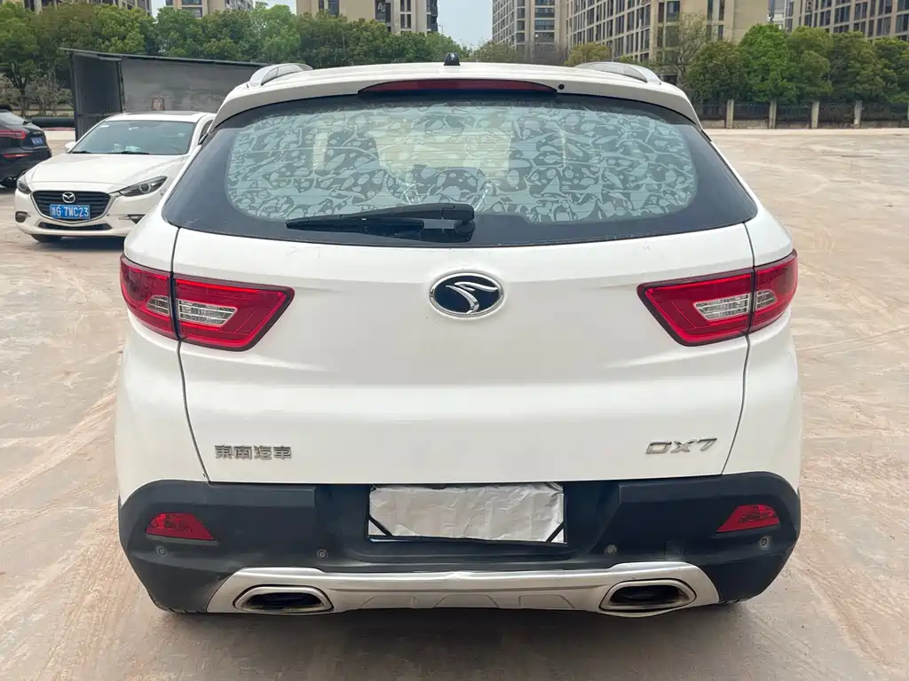 Soueast DX7 1.5 T Auto Luxury