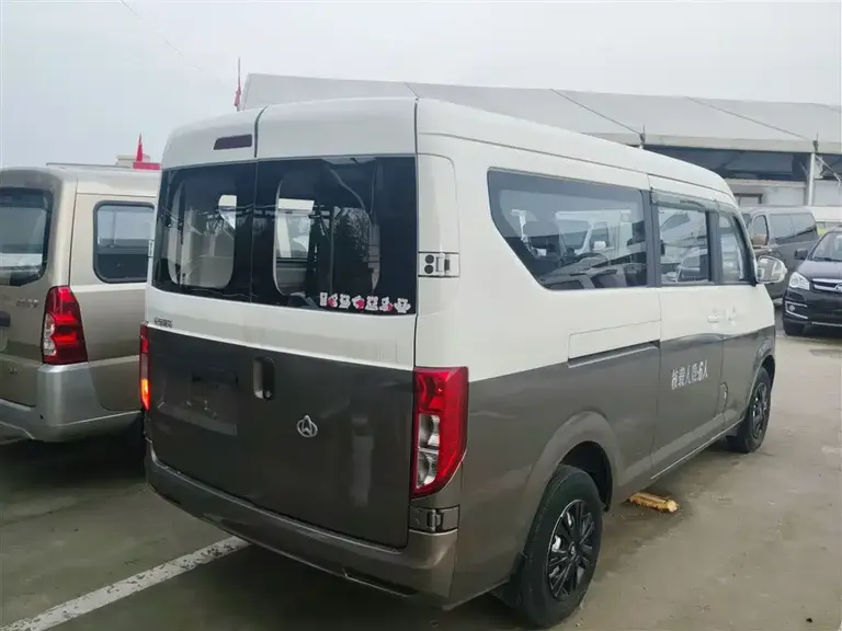 Changan Kuayue Xing V5 跨越星V5 2022款 1.5 L舒适型5-7座客车JL473 QH