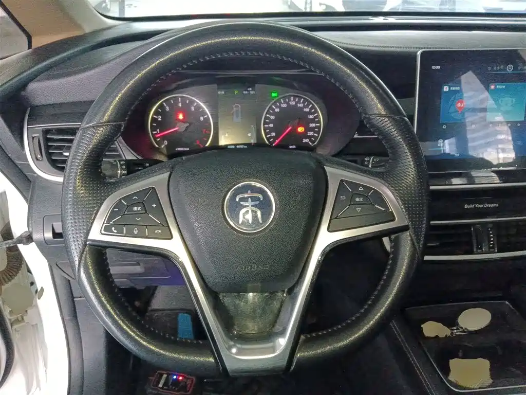 Song MAX 1.5 T Auto Connected Wise Comfort Sunroof 6-seat CN-VI