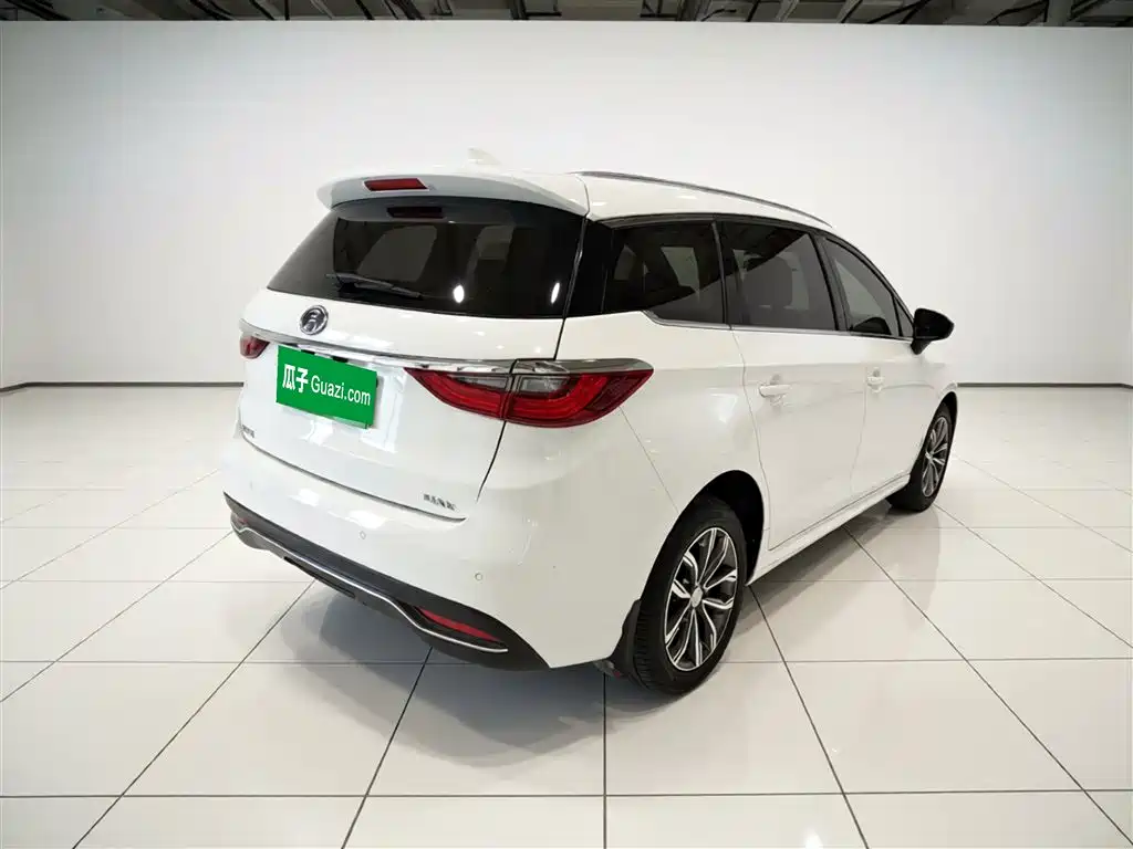 Song MAX 1.5 T Auto Connected Wise Comfort Sunroof 6-seat CN-VI