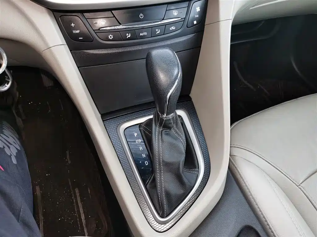 Excelle GT 15 T DCT Connected Elite CN-VI