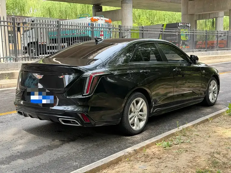 Cadillac CT4 28 T Style