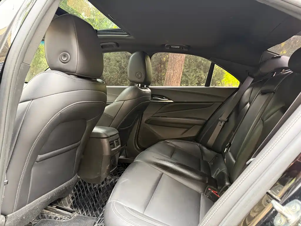 Cadillac CT4 28 T Style