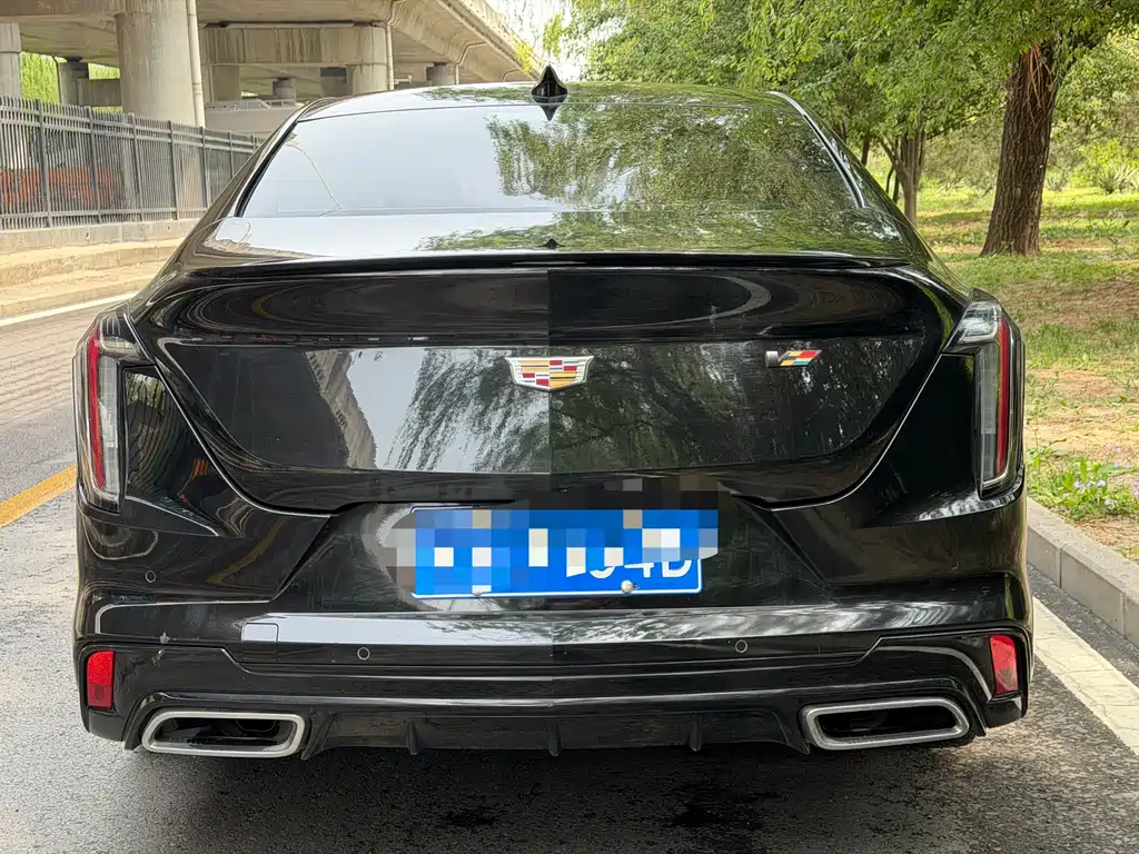 Cadillac CT4 28 T Style