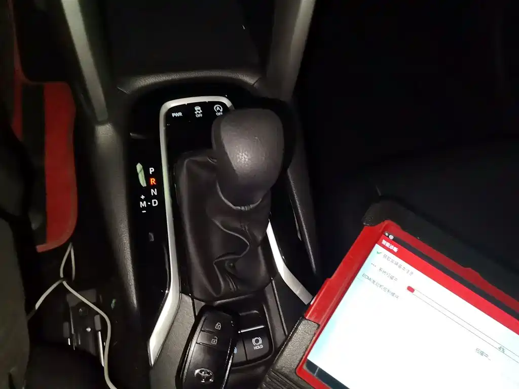 Frontlander 2.0 L CVT Leading