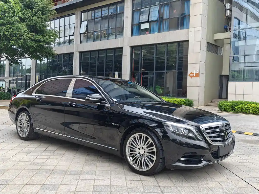 Maybach S-Class S 500 4 MATIC