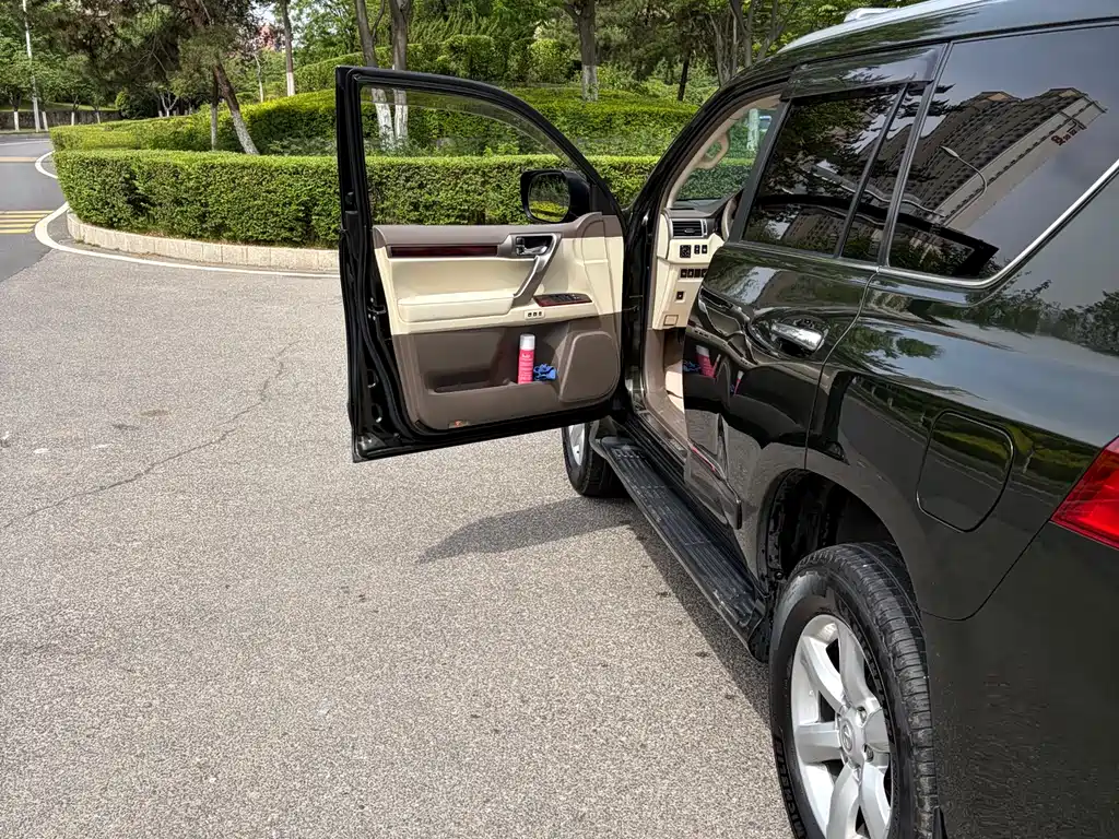 Lexus GX 460