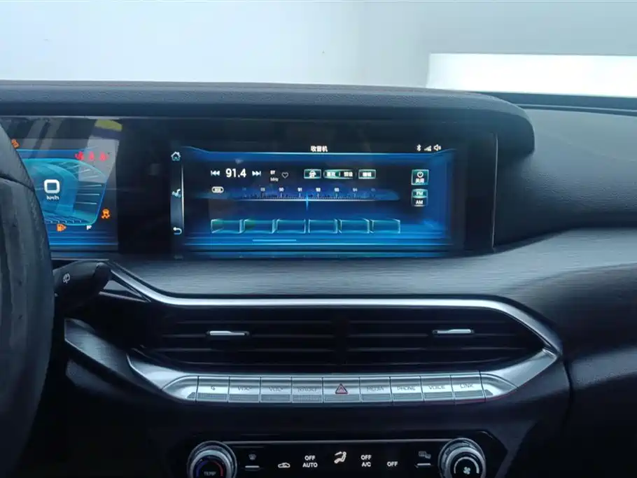 Besturn T77 230 TID Auto Premium CN-V
