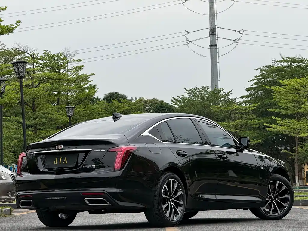 Cadillac CT5 28 T Distinguished