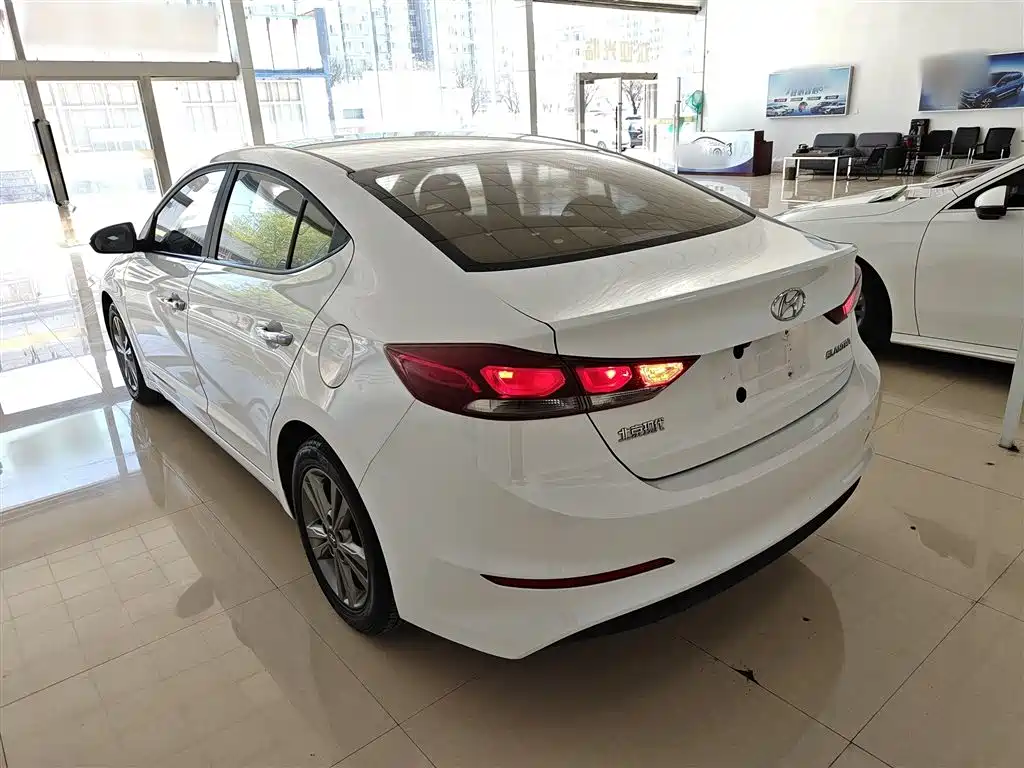 Elantra 领动 2016款 1.6 L 手动智炫·青春型