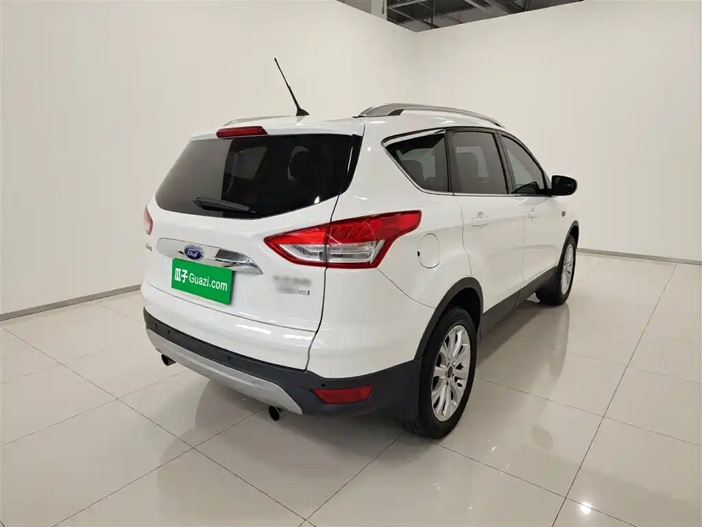Kuga 1.5 L GTDi 2 WD Style
