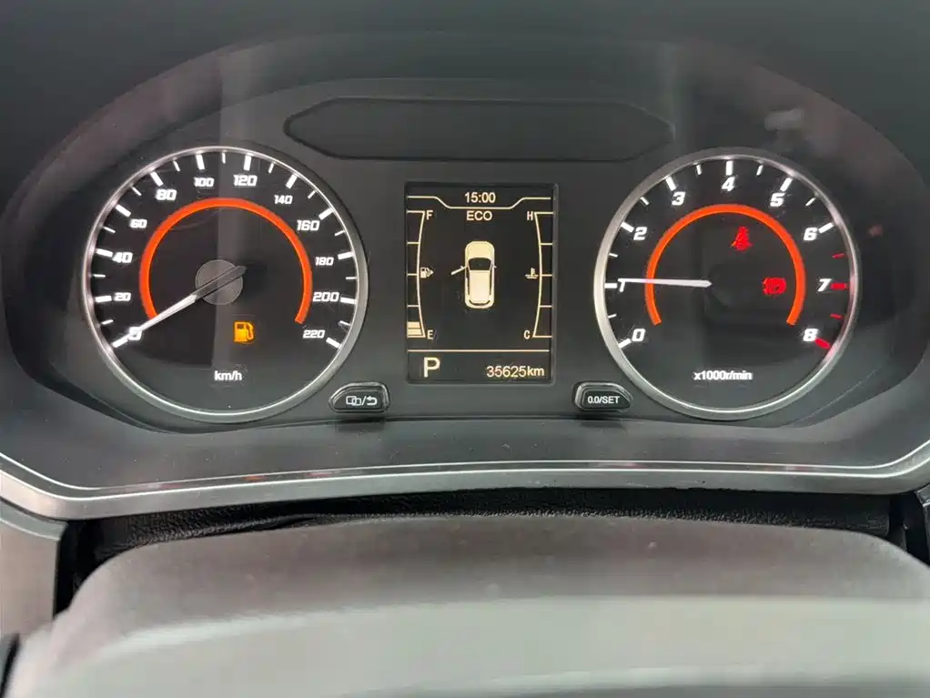 Tiggo 3 x PLUS 1.5 L CVT Exciting Jujube