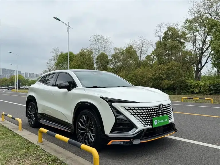Changan UNI-T 1.5 T Distinguished