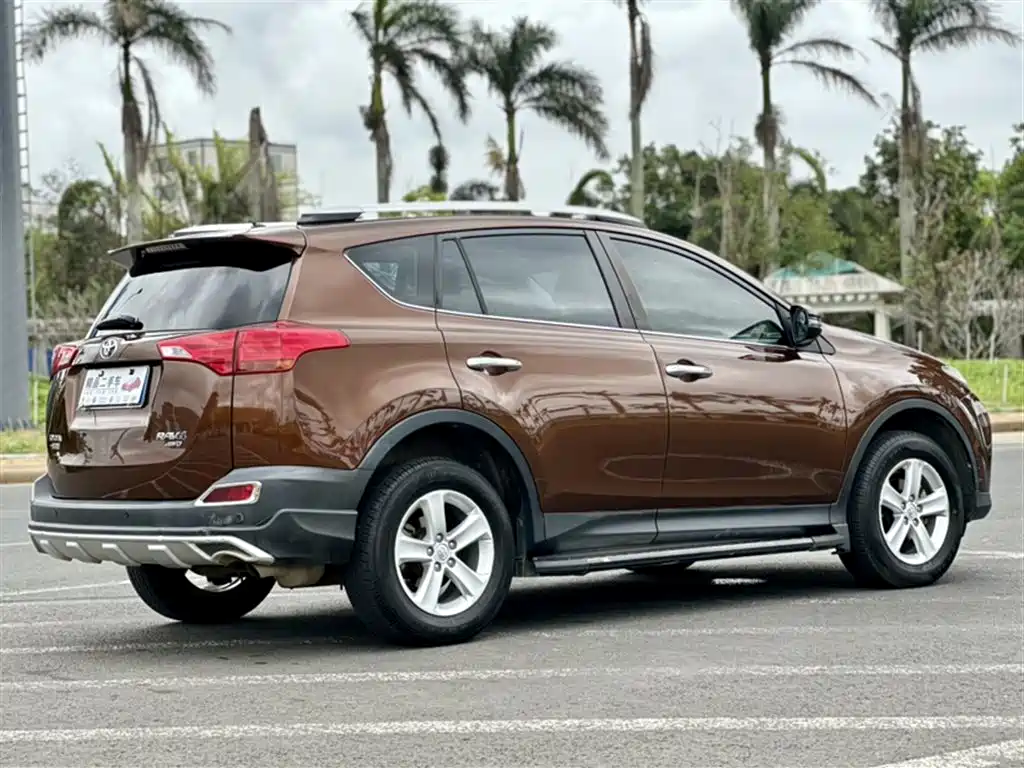 RAV4 2.5 L Auto 4 WD Elite