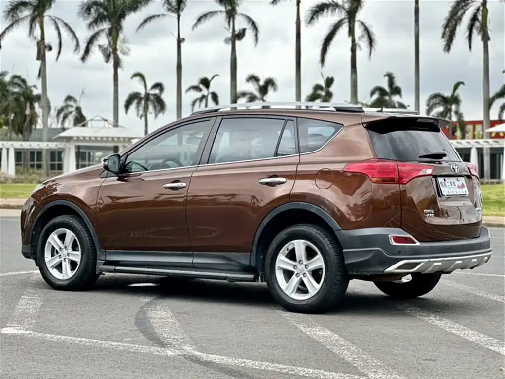 RAV4 2.5 L Auto 4 WD Elite