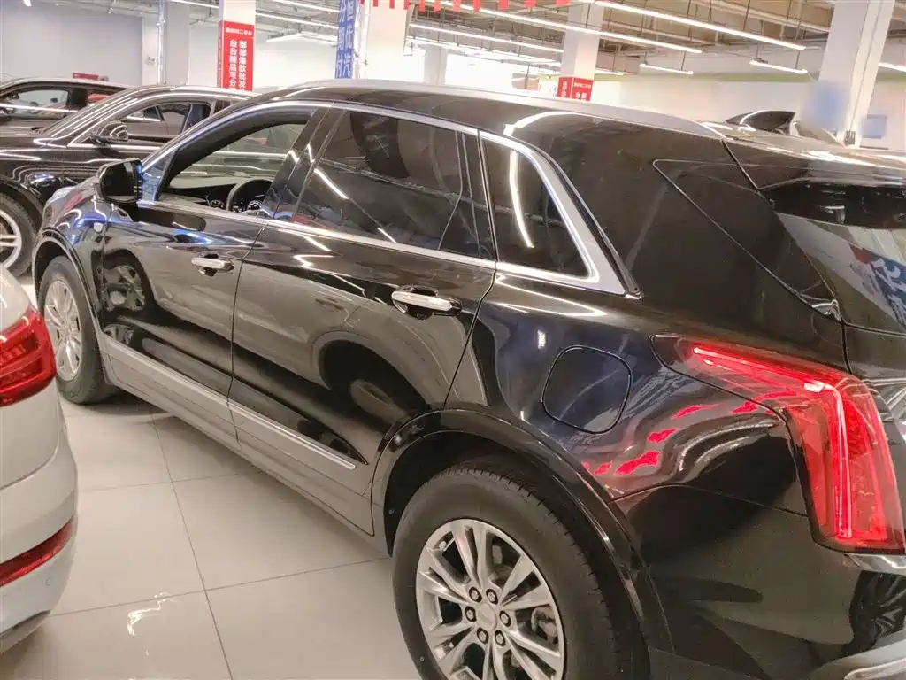 Cadillac XT5 2.0 T 2 WD Luxury