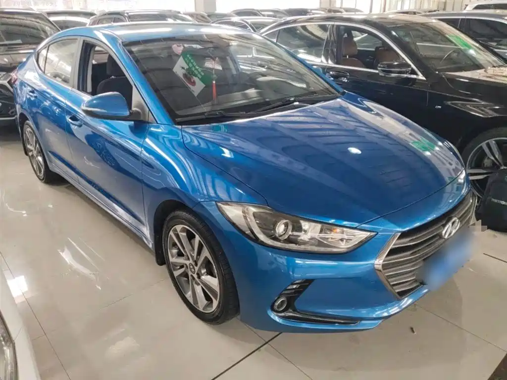 Elantra 1.6 L Auto Smart Dazzle · Elite