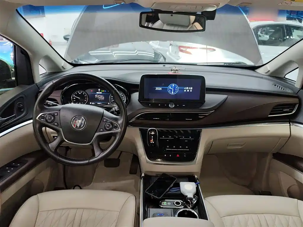 Buick GL8 Land Official Cabin 652 T Luxury