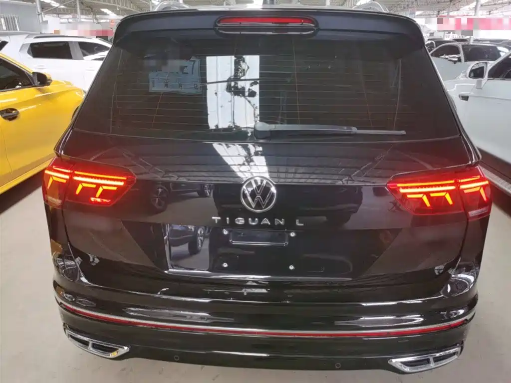 Tiguan L 330 TSI Auto 2 WD R-Line Premium