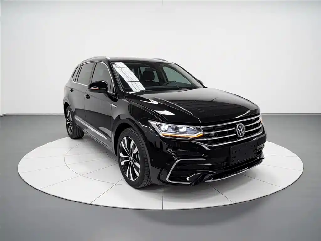 Tiguan L 330 TSI Auto 2 WD R-Line Premium