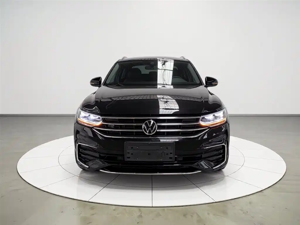 Tiguan L 330 TSI Auto 2 WD R-Line Premium