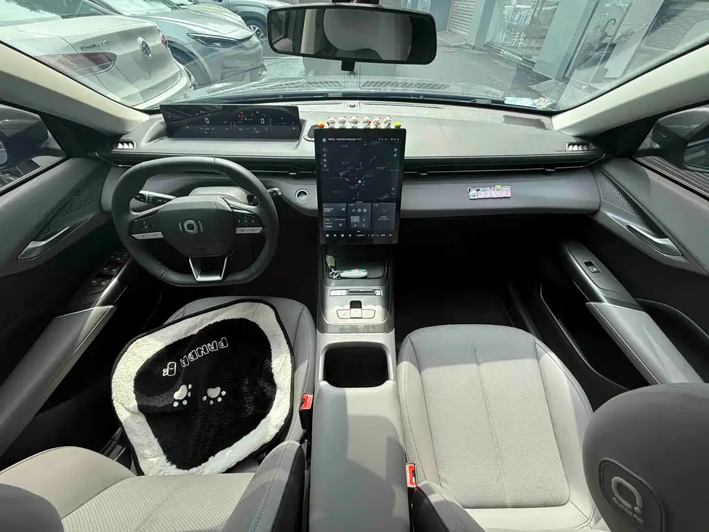 Changan Qiyuan A05 Zhenxiang 70 Transcend