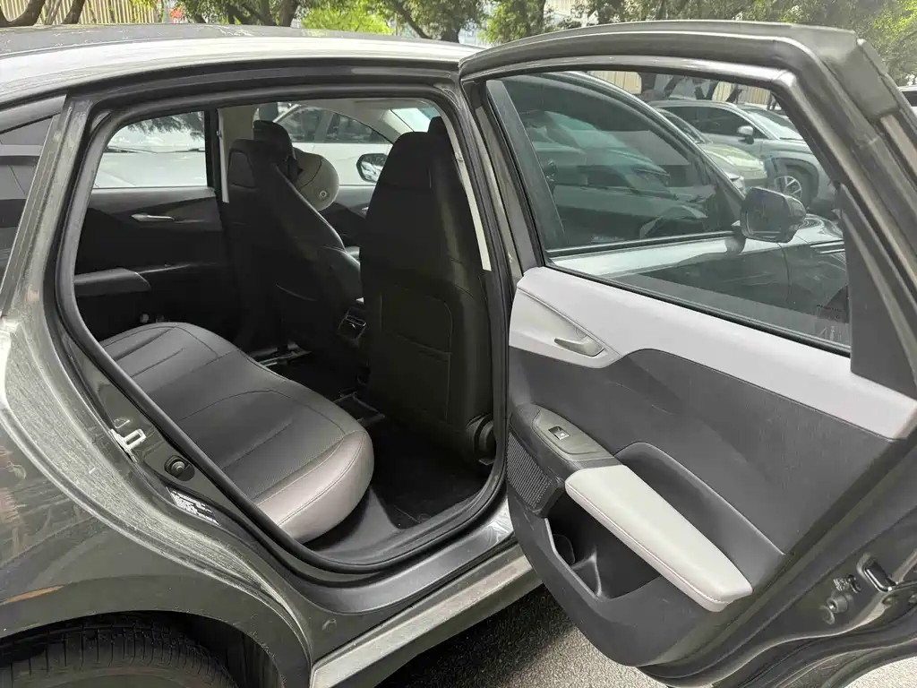 Changan Qiyuan A05 Zhenxiang 70 Transcend