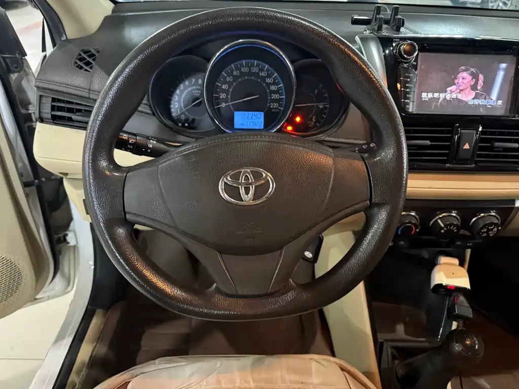 Vios 威驰 2014款 1.3 L 自动型尚版