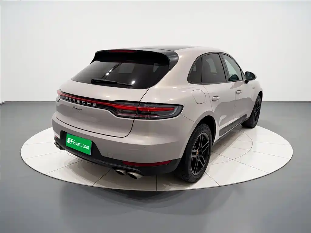 Macan Macan 2.0 T