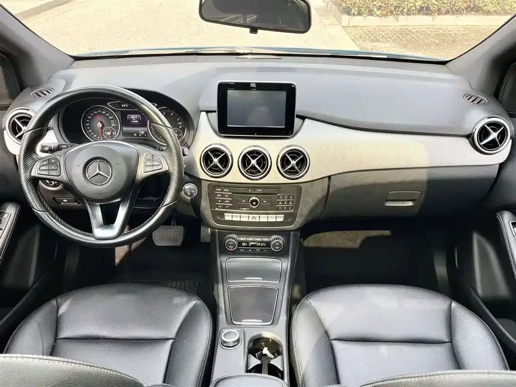 Mercedes-Benz B-Class B 200 Fashion