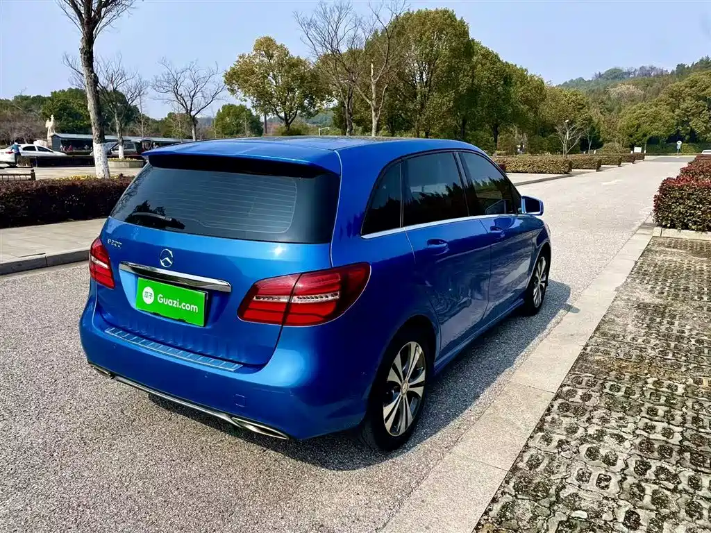 Mercedes-Benz B-Class B 200 Fashion