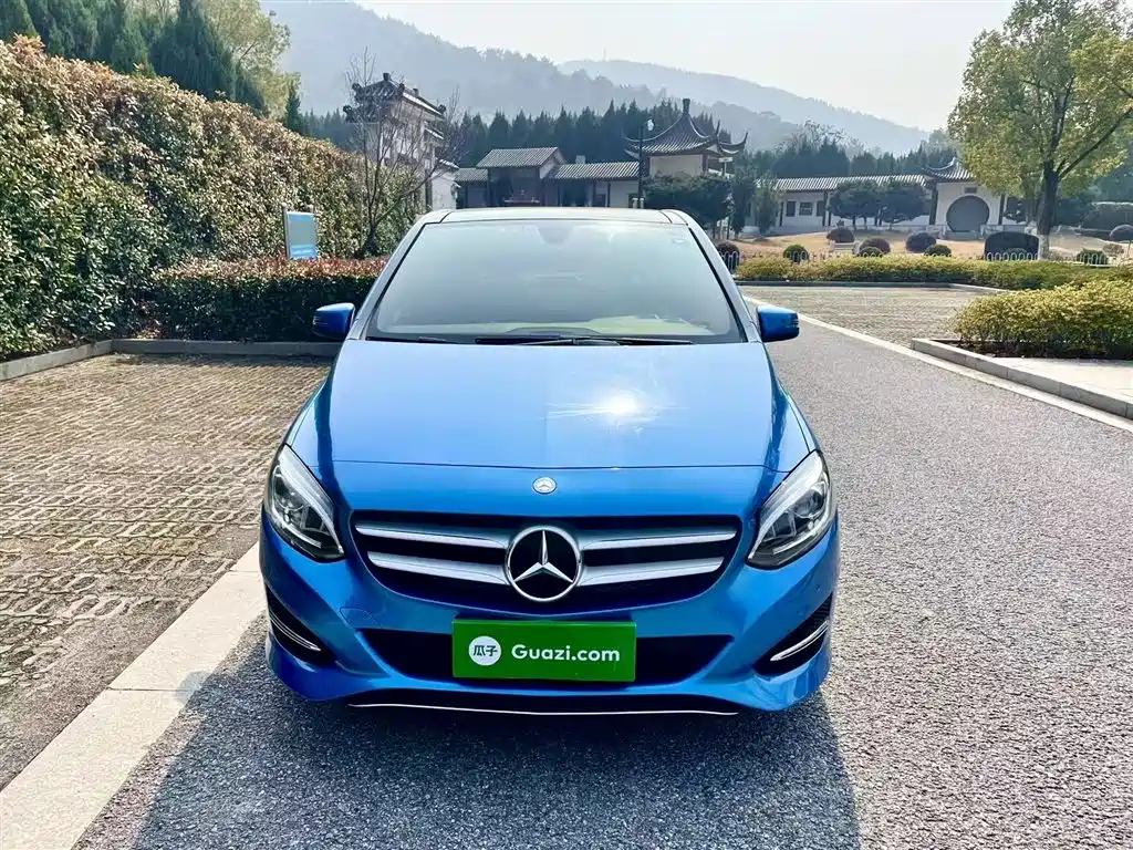 Mercedes-Benz B-Class B 200 Fashion