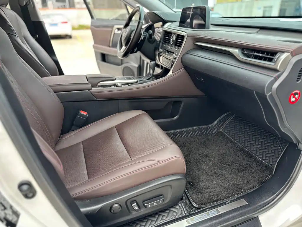 Lexus RX 300 2 WD Comfort CN-VI