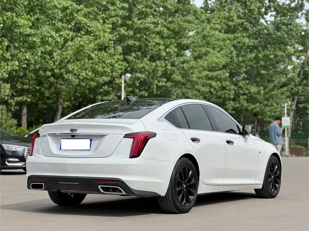 Cadillac CT5 28 T Luxury